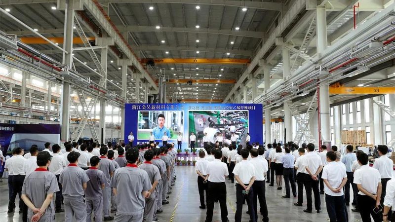 高分子材料与金属材料定制，选对工艺逻辑比找对厂家更关键